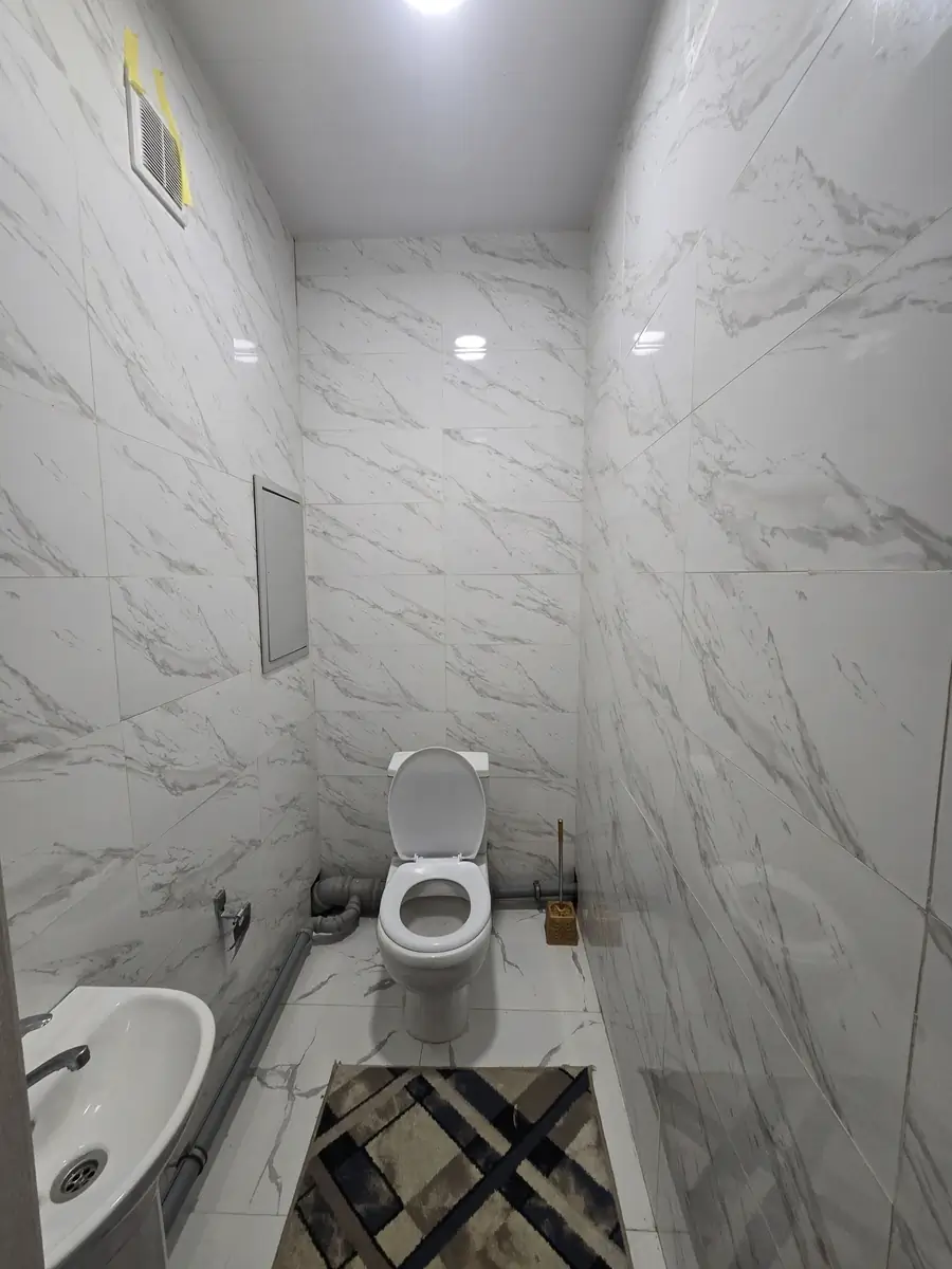 2 xonali kvartira sotiladi − 62 m²