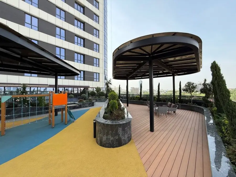 Продается 3-комнатная квартира − 76 м²
