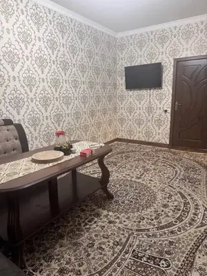 Сдается 3-комнатная квартира − 50 м²