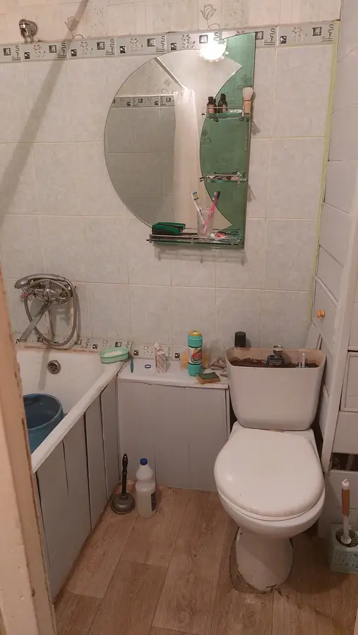 Продается 2-комнатная квартира − 61.5 м²