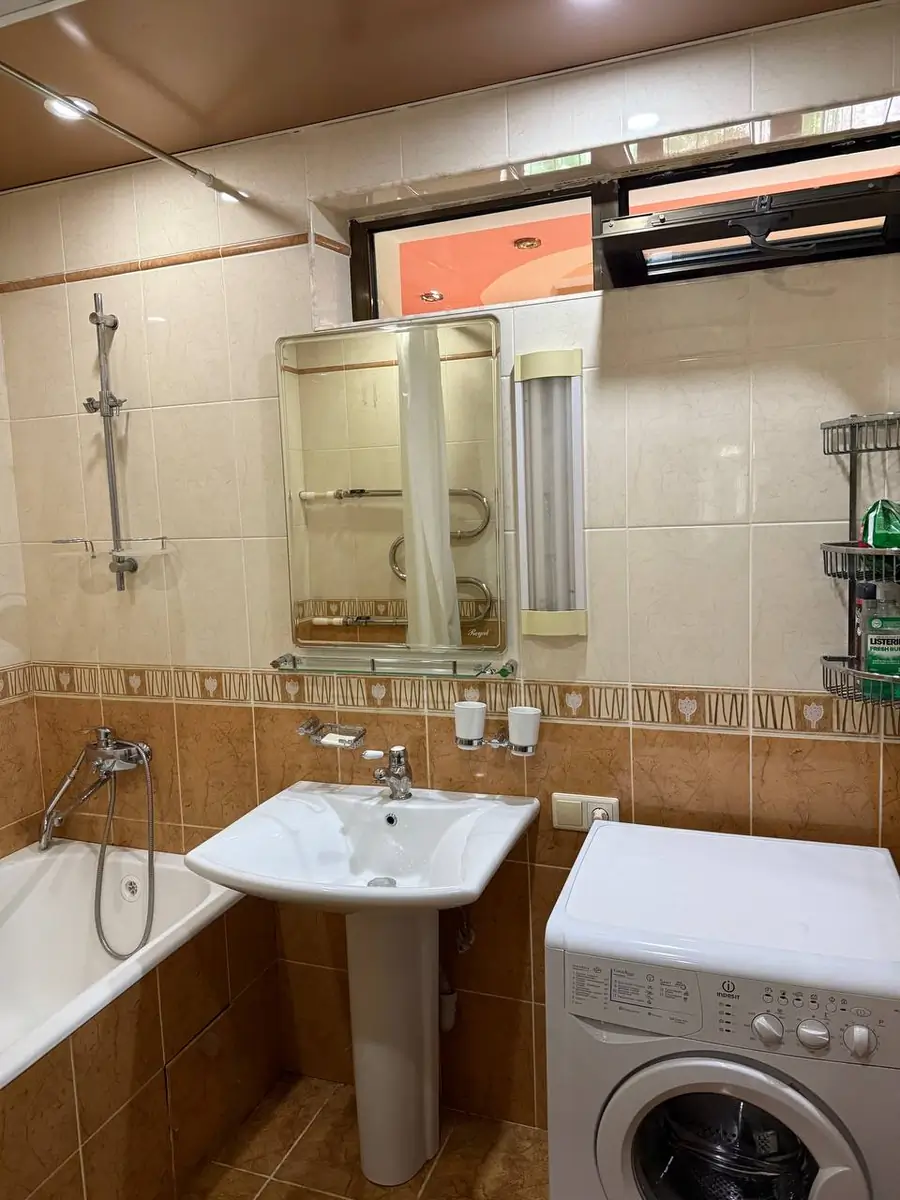Ijaraga 3 xonali kvartira − 83 m²