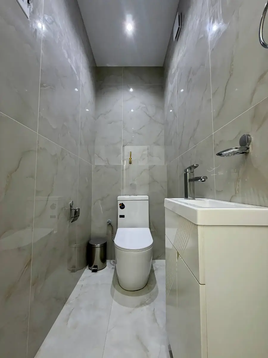 2 xonali kvartira sotiladi − 57 m²