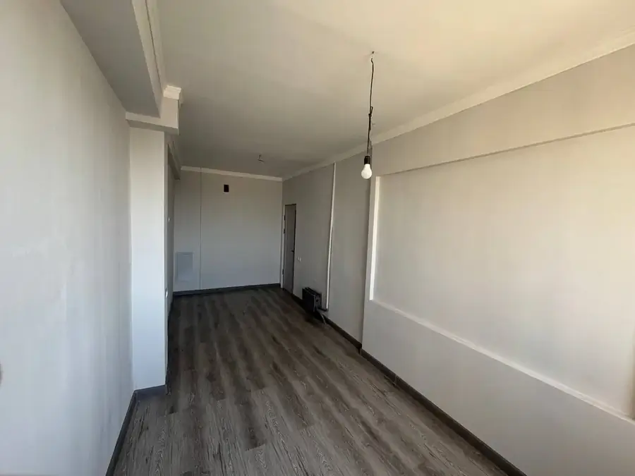 2 xonali kvartira sotiladi − 54 m²
