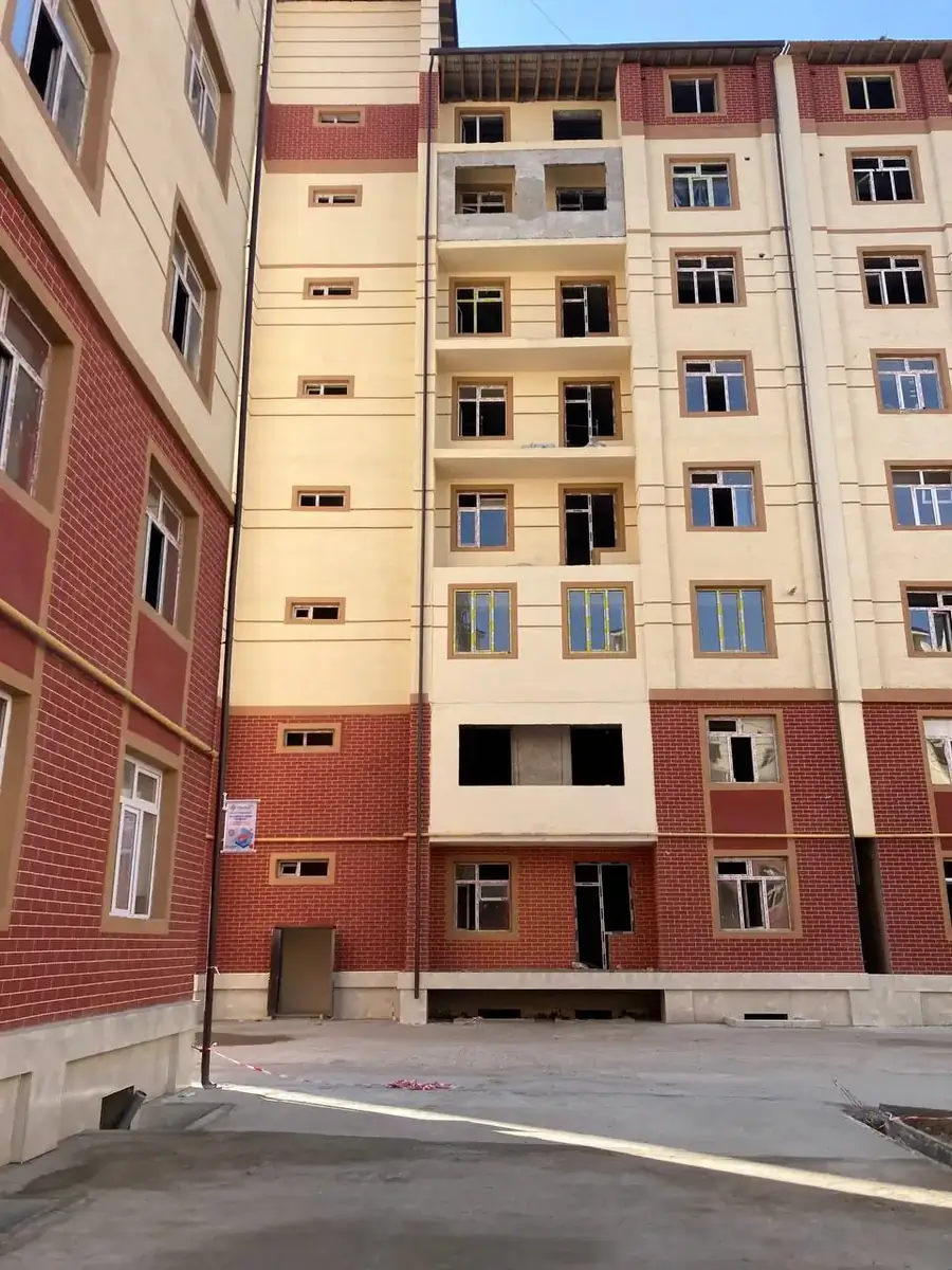 Продается 3-комнатная квартира − 63 м²