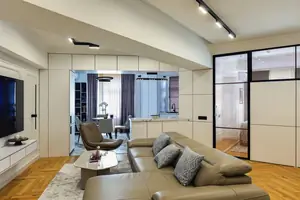 2-комнатная квартира − 70 м², 6/9 этаж