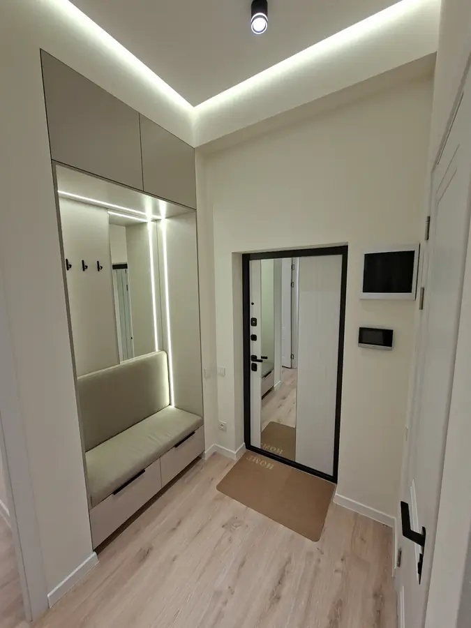 4-комнатная квартира − 110 м², 2/10 этаж