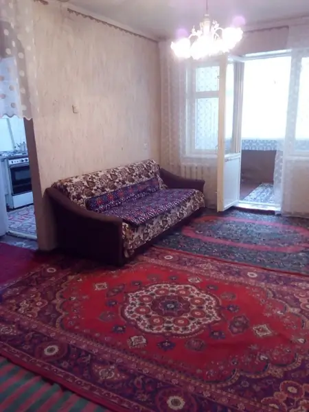 2-комнатная квартира − 40 м², 2/4 этаж