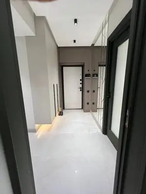 3-комнатная квартира − 86 м², 6/7 этаж
