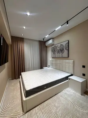 2 xonali kvartira sotiladi − 55 m²
