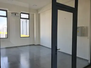 Savdo-sotiq maydoni − 26 m², 2/2 qavat
