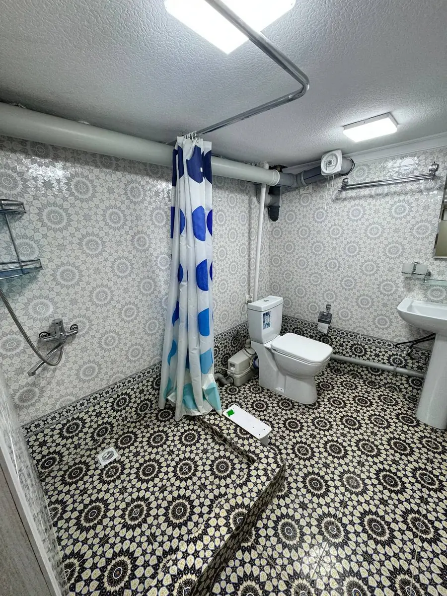 Ijaraga ofis − 132 m²