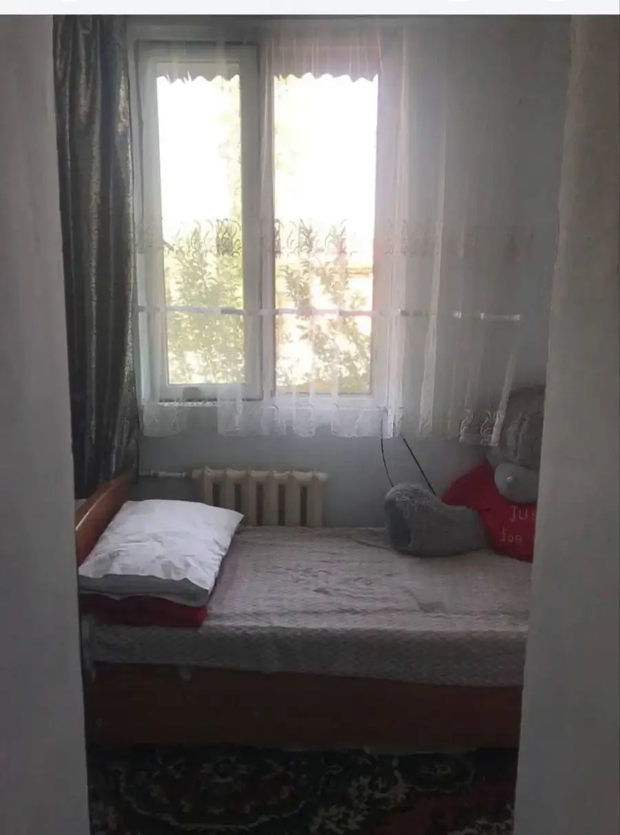 2 xonali kvartira sotiladi − 260 m²