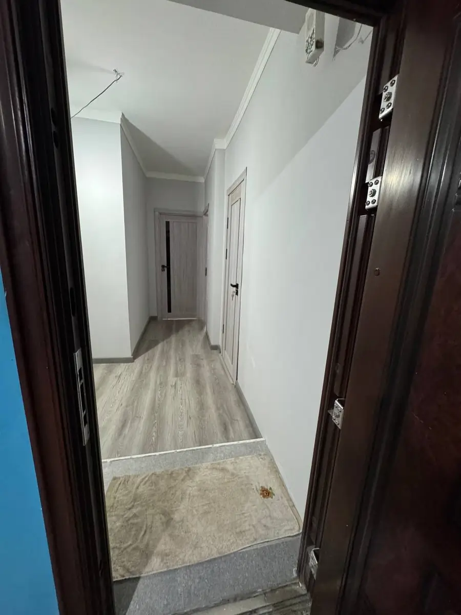 2 xonali kvartira sotiladi − 54 m²