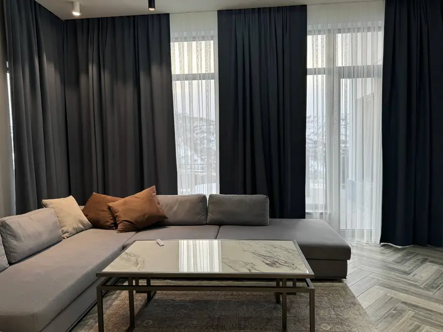 2 qavatli uy sotiladi − 255 m²