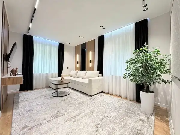 2 xonali kvartira − 42 m², 2/5 qavat