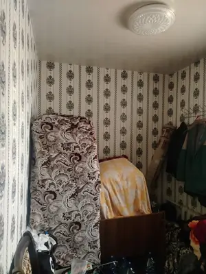 5 dan ortiq xonali kvartira − 80 m², 4/4 qavat