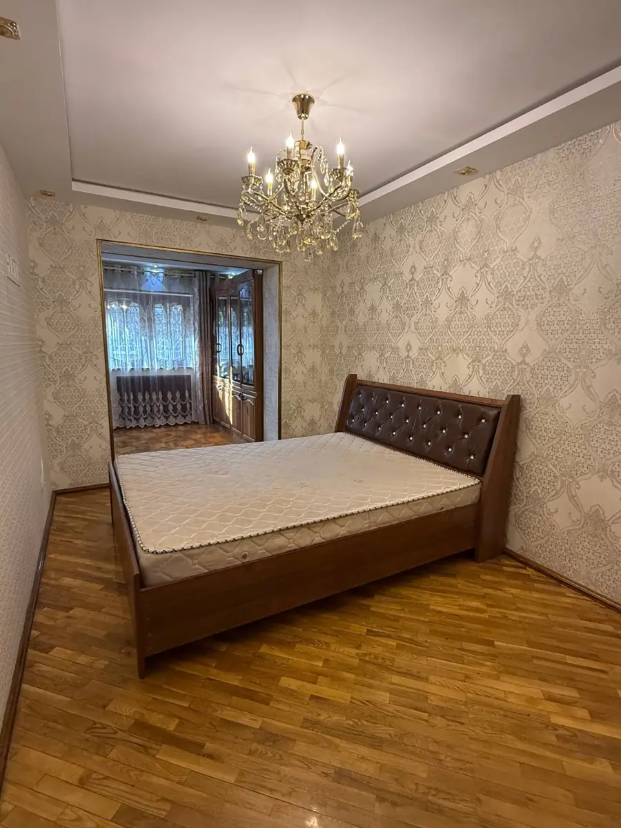 Продается 4-комнатная квартира − 124 м²