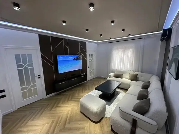 3-комнатная квартира − 60 м², 6/9 этаж