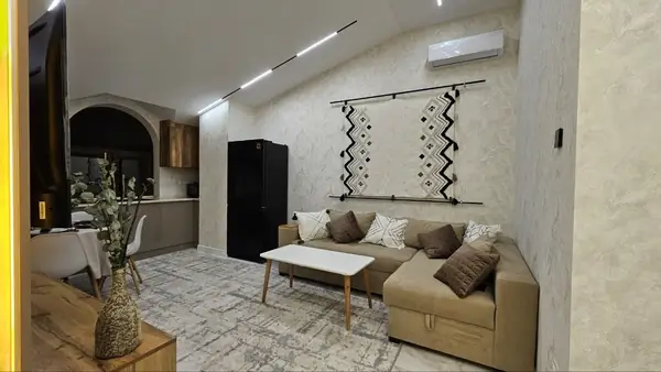 2-комнатная квартира − 50 м², 2/10 этаж