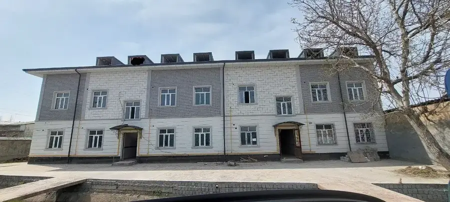 Продается 2-комнатная квартира − 62 м²