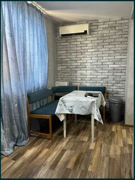 2 xonali kvartira sotiladi − 56 m²
