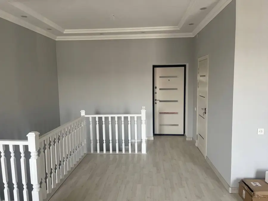 Продается 2-комнатная квартира − 74 м²