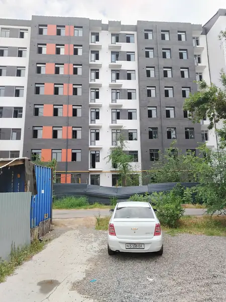 3-комнатная квартира − 83 м², 8/8 этаж