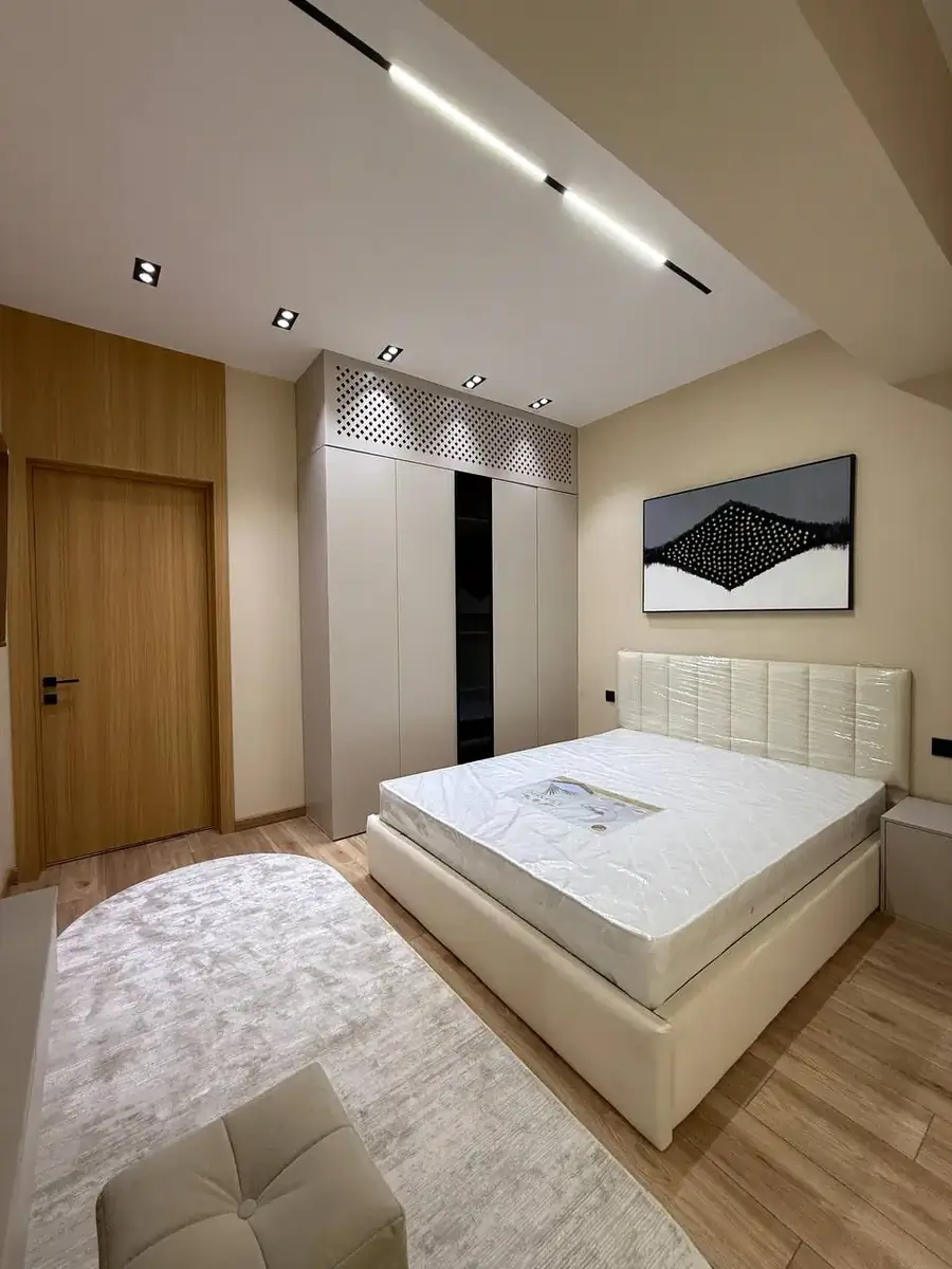 3 xonali kvartira sotiladi − 70 m²