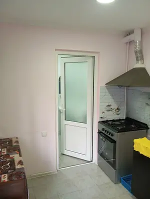 Сдается 2-комнатная квартира − 50 м²
