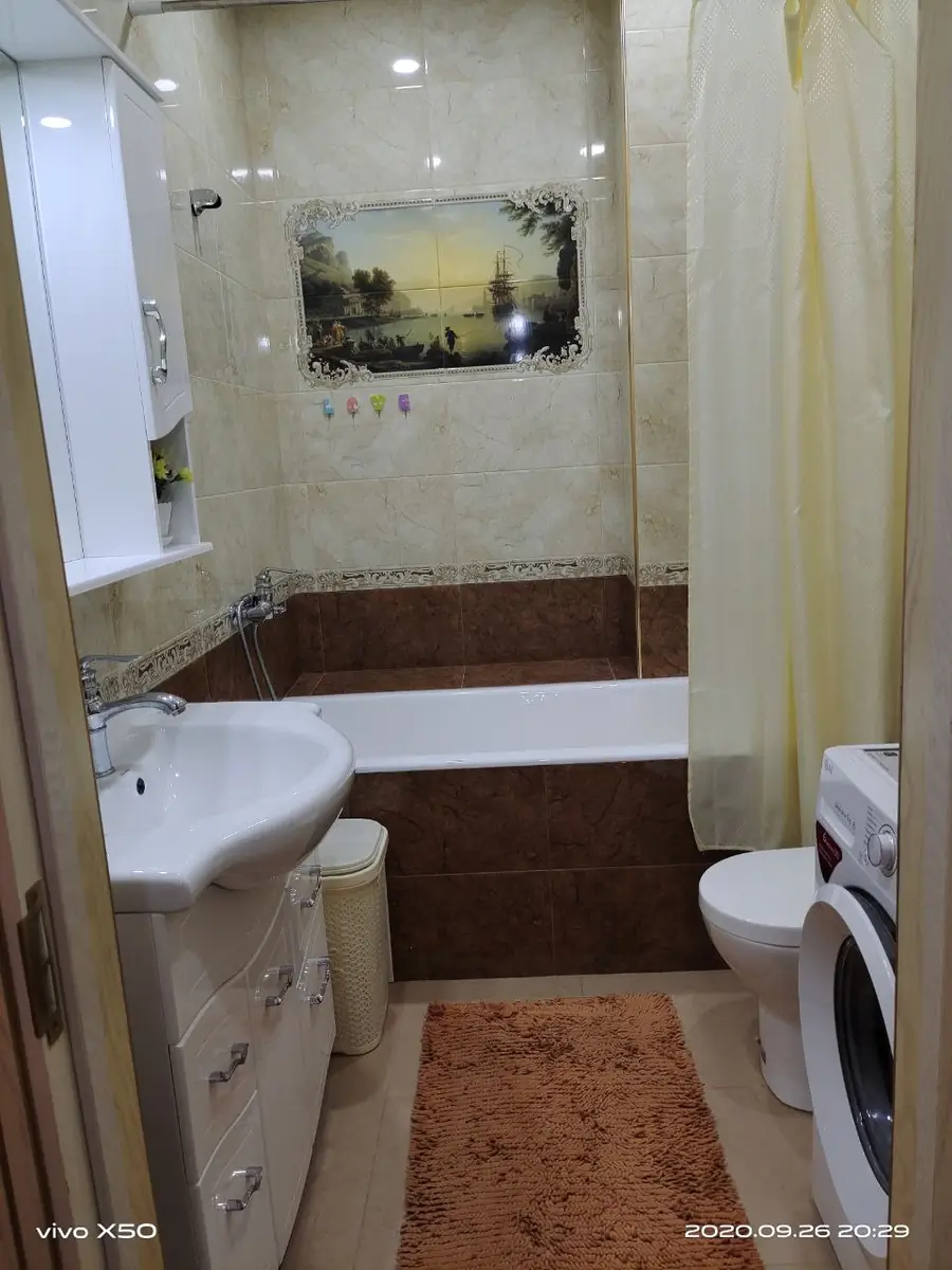 Сдается 3-комнатная квартира − 80 м²