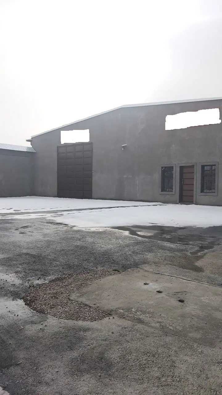 Сдается склад − 1000 м²