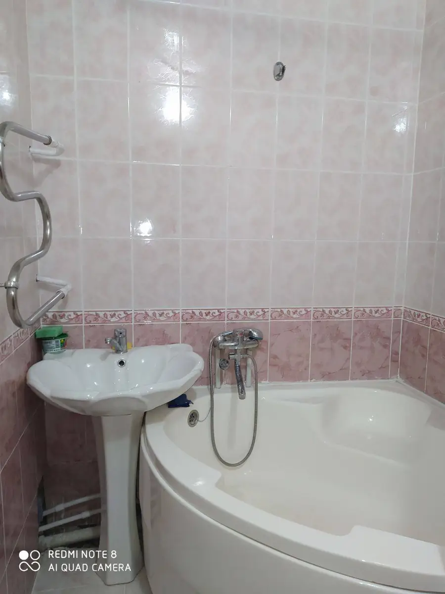 Ijaraga 3 xonali kvartira − 70 m²