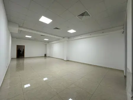 Ofis − 77 m², 6/8 qavat