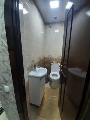 Продается 3-комнатная квартира − 60 м²