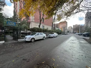 Ijaraga ofis − 500 m²