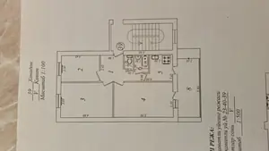 3 xonali kvartira sotiladi − 67 m²