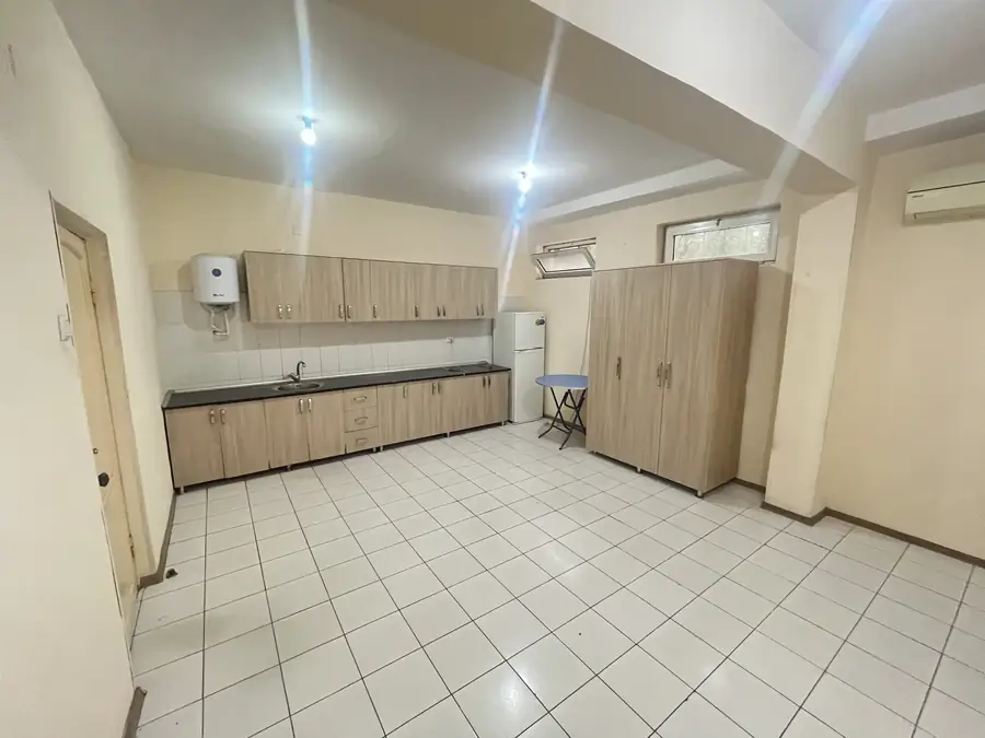 Ijaraga ombor − 1007 m²