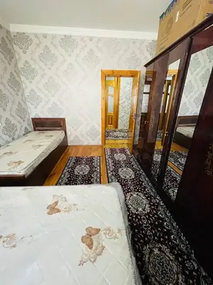 Сдается 3-комнатная квартира − 128 м²