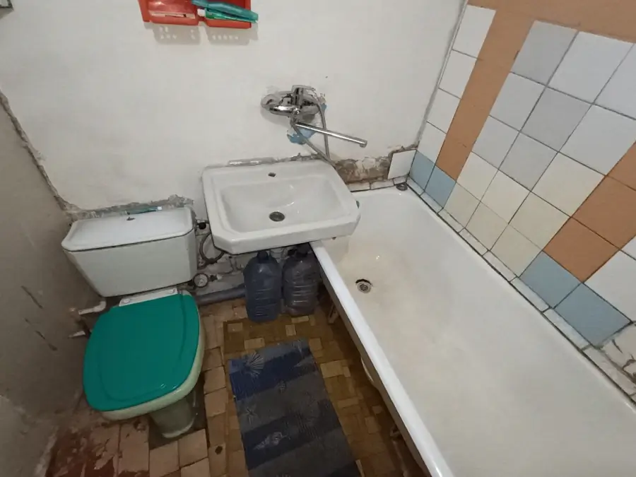 1 xonali kvartira sotiladi − 40 m²