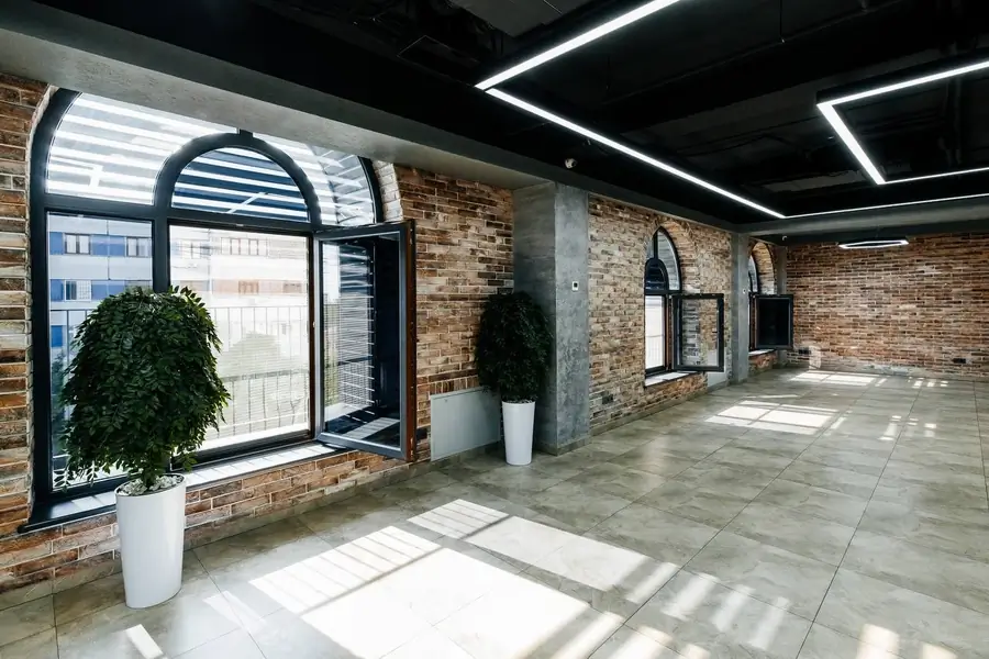 Ijaraga ofis − 100 m²