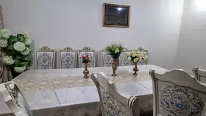 3 xonali kvartira sotiladi − 72 m²