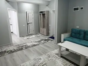 Сдается 2-комнатная квартира − 58 м²