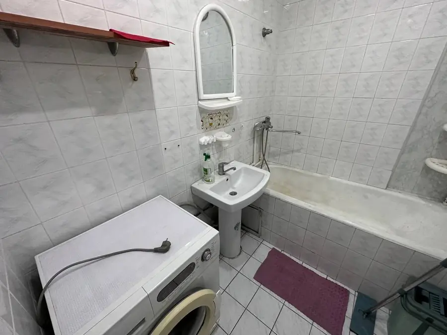 Продается 3-комнатная квартира − 75 м²