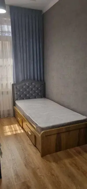 Ijaraga 5 dan ortiq xonali kvartira − 184 m²