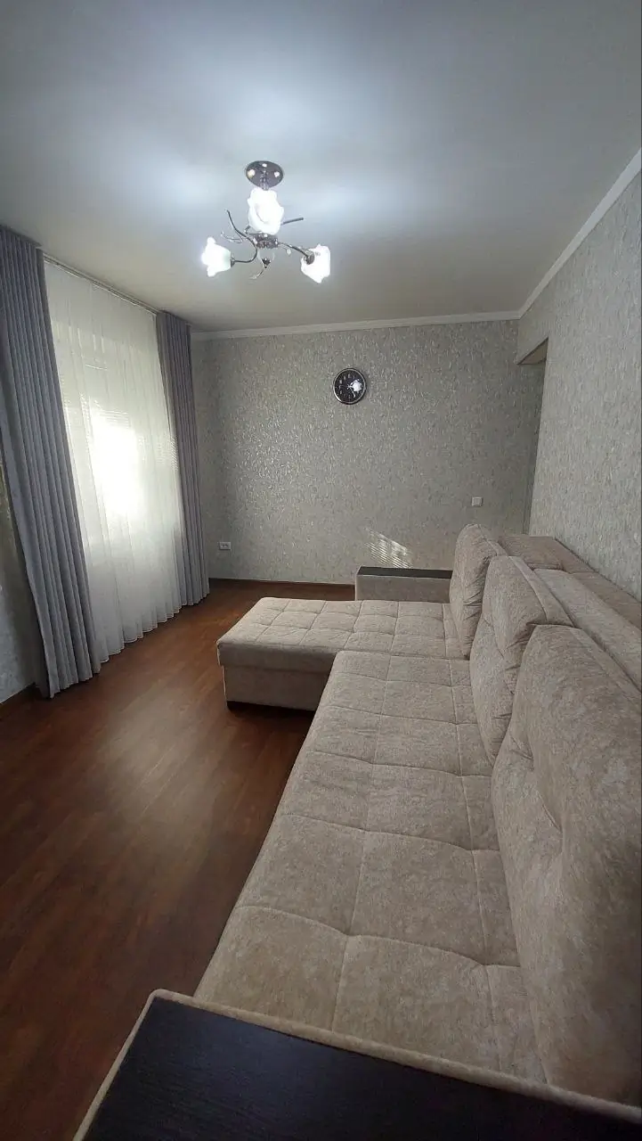 2 xonali kvartira sotiladi − 36 m²