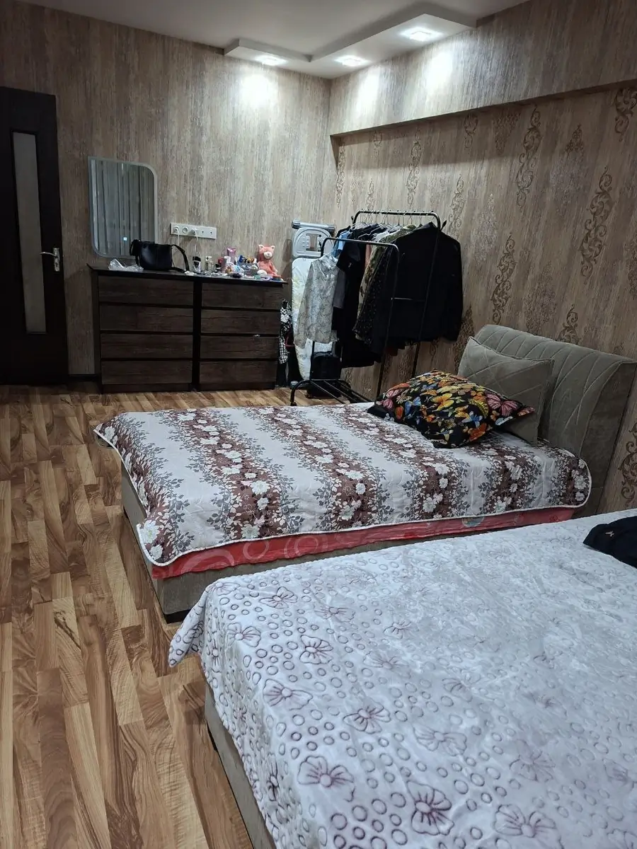 Продается 3-комнатная квартира − 67 м²