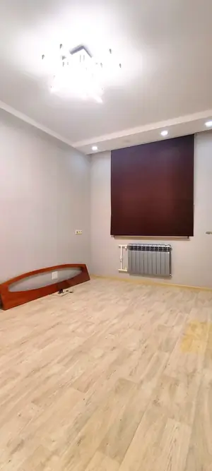 4 xonali kvartira − 131 m², 2/9 qavat